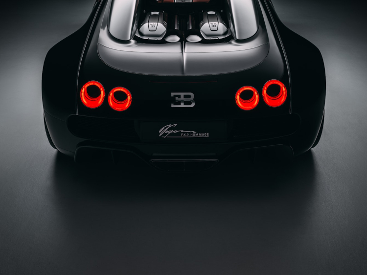 17-bugatti-the-wheels-solitaire-hommage